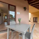 Relaxing Baia Dei Mirti B3 1 Bedroom Sleeps 3 -bilo-3 Appartement