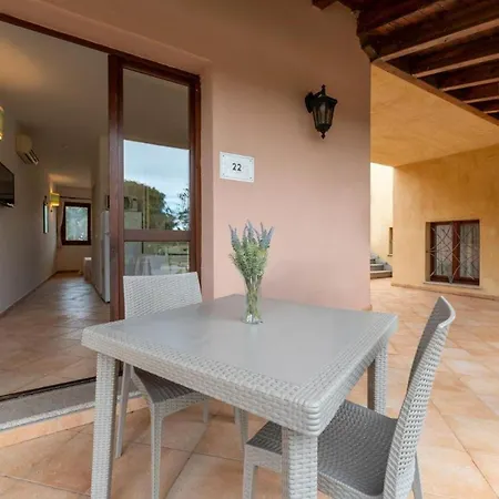 Relaxing Baia Dei Mirti B3 1 Bedroom Sleeps 3 -bilo-3 Apartment