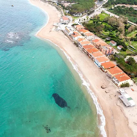 Relaxing Baia Dei Mirti B3 1 Bedroom Sleeps 3 -bilo-3