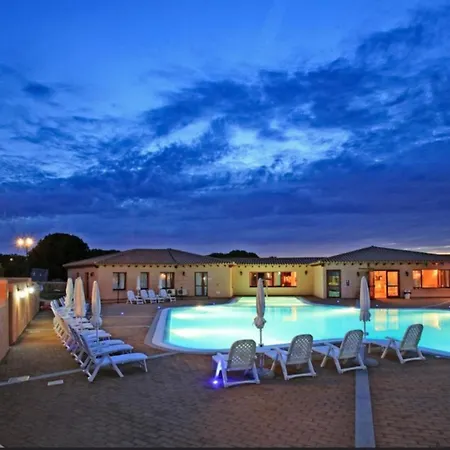 Relaxing Baia Dei Mirti B3 1 Bedroom Sleeps 3 -bilo-3 Apartment