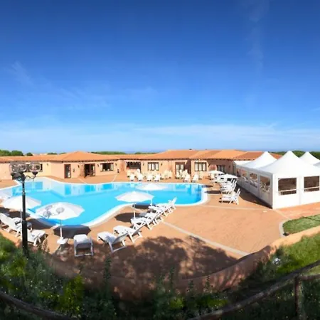 Apartment Relaxing Baia Dei Mirti B3 1 Bedroom Sleeps 3 -bilo-3